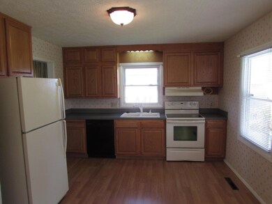 Bright roomy Kitchen