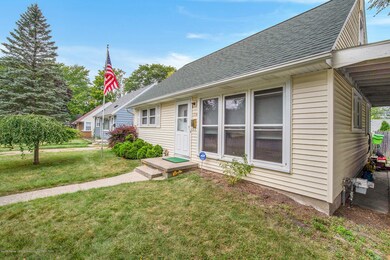 1714 Victor Ave, Lansing, MI 48910 - photo 3