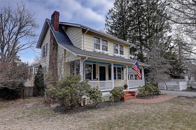 17 Chachapacasset Rd, Barrington, RI 02806 - photo 2