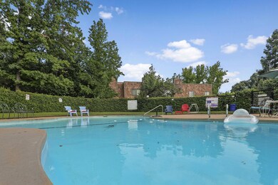 Pool & Hot Tub