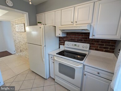 5845 Rexford Dr unit 721, Springfield, VA 22152 - photo 6