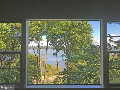 7215 Park Terrace Dr, Alexandria, VA 22307 - photo 4