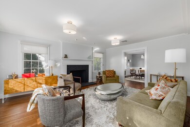 9 Thornhill Rd, Riverside, CT 06878 - photo 2