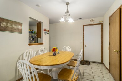 1837 Mappold Way, Joliet, IL 60435 - photo 5