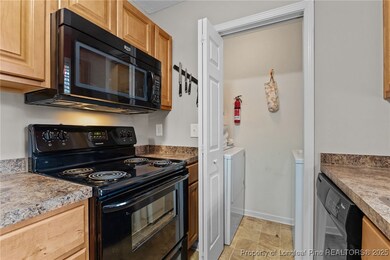 1006 Brookhollow Dr unit 4, Fayetteville, NC 28314 - photo 5