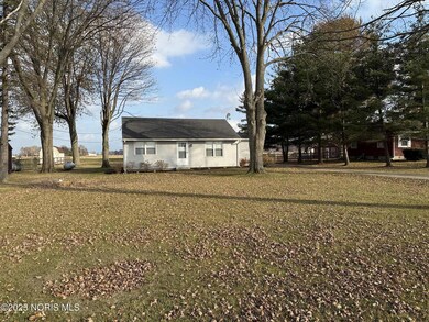 445 S Yondota Rd, Curtice, OH 43412 - photo 2