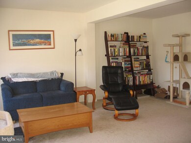 1239 Mare St, Ranson, WV 25438 - photo 7