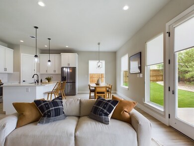 1606 Redwood Ct, Fredericksburg, TX 78624 - photo 5