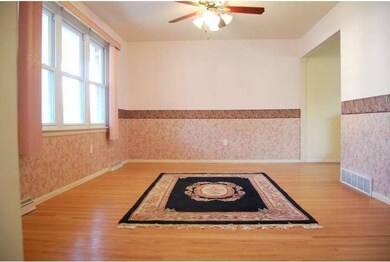 701 Whitman Dr, Blackwood, NJ 08012 - photo 3