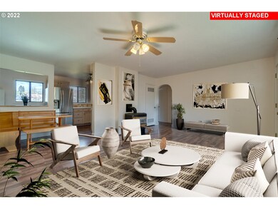 705 E 9th St, Newberg, OR 97132 - photo 5