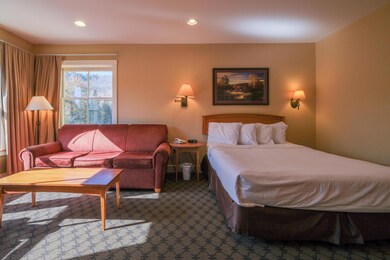 212 QIII Jackson Gore Inn unit 212 QIII, Ludlow, VT 05149 - photo 5
