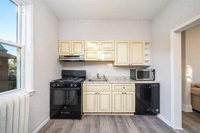 37 Duer Place unit 2R, Weehawken, NJ 07086 - photo 3