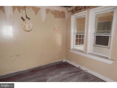2406 Howell St, Camden, NJ 08105 - photo 4