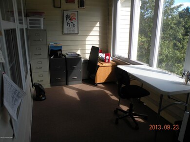 1409 Village Dr, Stroudsburg, PA 18360 - photo 7