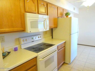 17032 N Pinion Ln, Sun City, AZ 85373 - photo 4