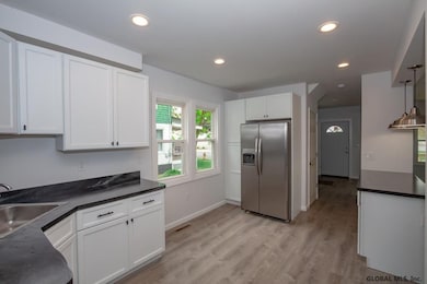 209 Glen Ave, Schenectady, NY 12302 - photo 5