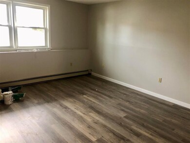 205 Circle Rd unit 1, Manchester, NH 03103 - photo 6