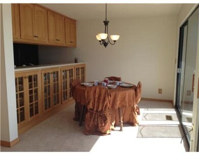 840 Cliffs 303 D unit 303, Ypsilanti, MI 48198 - photo 3