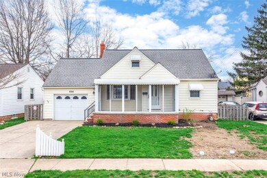 1871 Harding Dr, Wickliffe, OH 44092 - photo 2