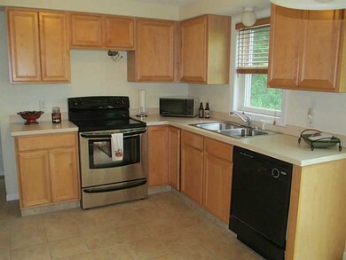 141 New River Rd unit 141, Manville, RI 02838 - photo 3