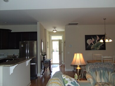4184 #2 Cambridge Cove Circle 005