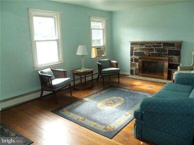 1206 Douglas St, Ambler, PA 19002 - photo 5