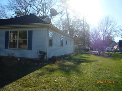 324 Gardenia Dr, Whiting, NJ 08759 - photo 2