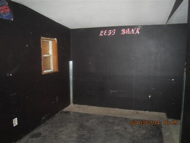 1816 W 4th St, Davenport, IA 52802 - photo 4