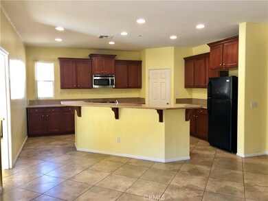 5456 N Valles Dr, San Bernardino, CA 92407 - photo 4