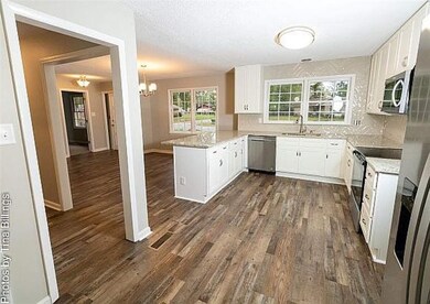 315 Gawin Dr, Warner Robins, GA 31093 - photo 3