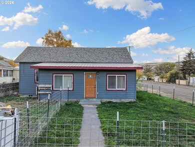 302 Main St, Rufus, OR 97050 - photo 5