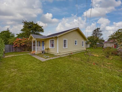 02-2811 I Street Eureka-102