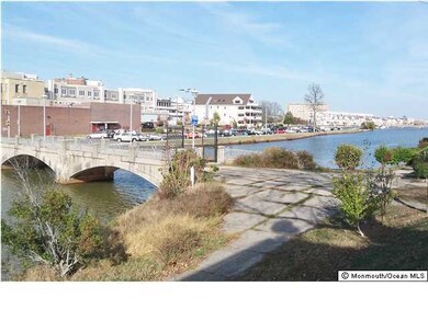 106 Lake Ave unit 3, Asbury Park, NJ 07712 - photo 3