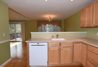 9 Windward St, Mashpee, MA 02649 - photo 4