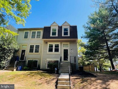 18818 Mcfarlin Dr, Germantown, MD 20874 - photo 2