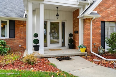 2008 Glen Arbor Dr, Toledo, OH 43614 - photo 4