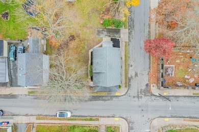 624 Maxfield St, New Bedford, MA 02740 - photo 6