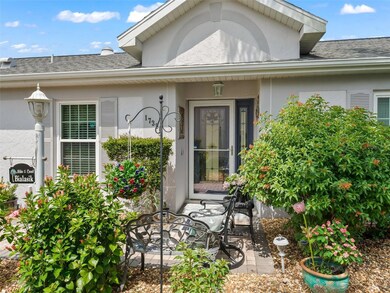 Covered front entrance w/Elegant Leaded Stain Glass Door