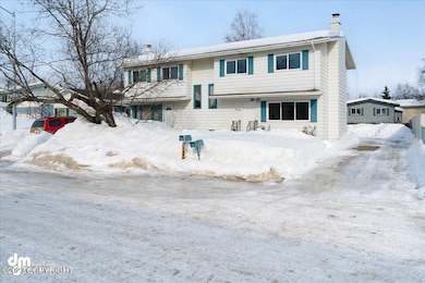 02-Front Exterior_ELI08201-Edit