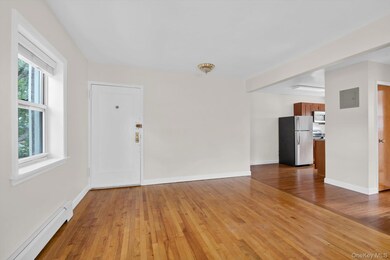 110-12 64th Rd unit 42B, Forest Hills, NY 11375 - photo 5
