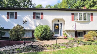 1029 S Broadview Dr, Jim Thorpe, PA 18229 - photo 3