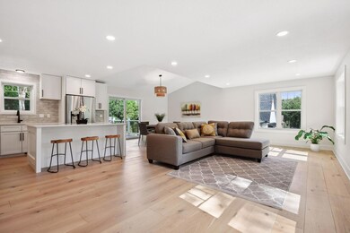 3914 Oak Rd, Minnetonka, MN 55345 - photo 3