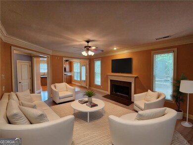 3943 Dunaire Dr, Stone Mountain, GA 30083 - photo 7