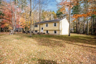 14 Loon Dr, Topsham, ME 04086 - photo 2