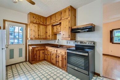 154 n Warren ave - Web Quality - 004 - 1