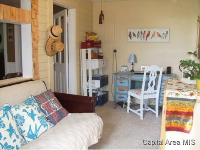 2259 West St, Jacksonville, IL 62650 - photo 7