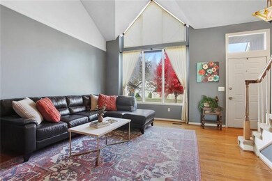 5525 Brownridge Dr, Shawnee, KS 66218 - photo 3