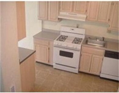 2 Adams Cir unit E, Middleboro, MA 02346 - photo 2