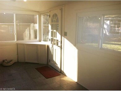 Mud room / Laundry Room.