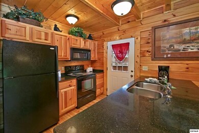 1662 Little Cabin Loop, Sevierville, TN 37862 - photo 4